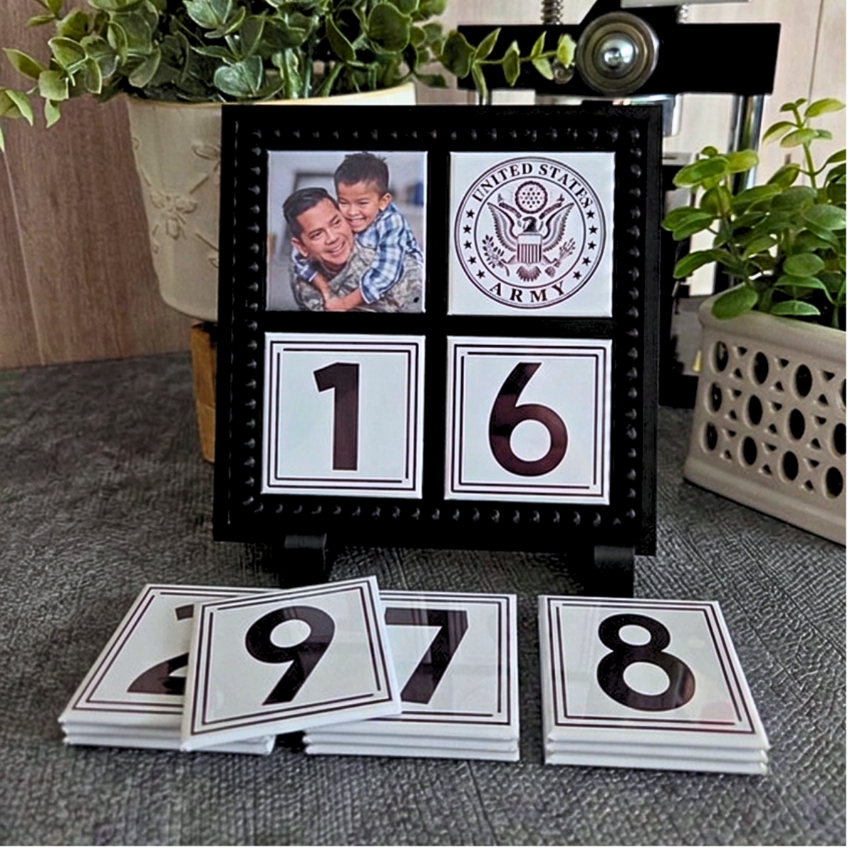 {Military Countdown} 2x2 Square Magnetic Frame & Magnets